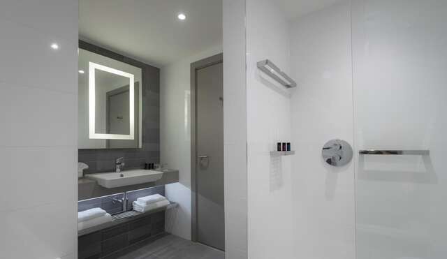 Отель Clayton Hotel Charlemont Дублин-38